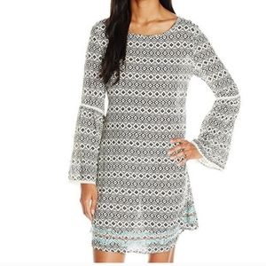 NWT Roxy dress with bell sleeves